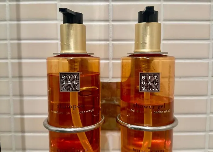 מלון דירות Oazis Vip Club סאני ביץ'