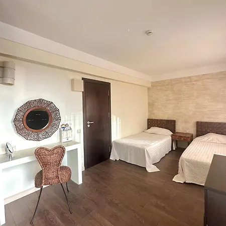 Oazis Vip Club Apartmanhotel