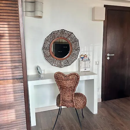 Oazis Vip Club Apartmanhotel Napospart