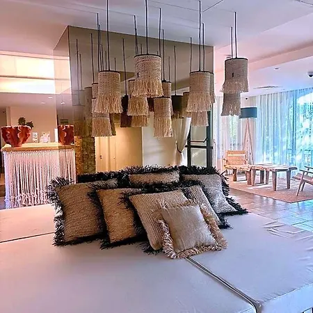 Oazis Vip Club Апартхотел Слънчев бряг