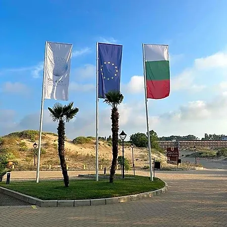 Oazis Vip Club Апартхотел