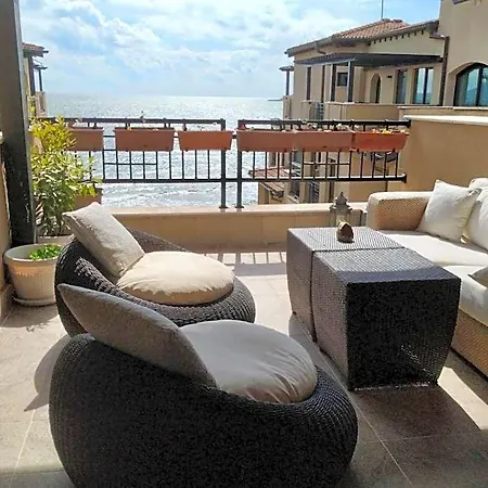Oazis Vip Club ساني بيتش
