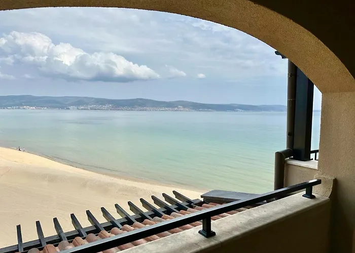 Aparthotel Oazis Vip Club