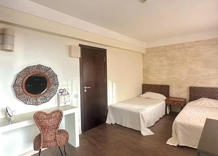 Oazis Vip Club Aparthotel